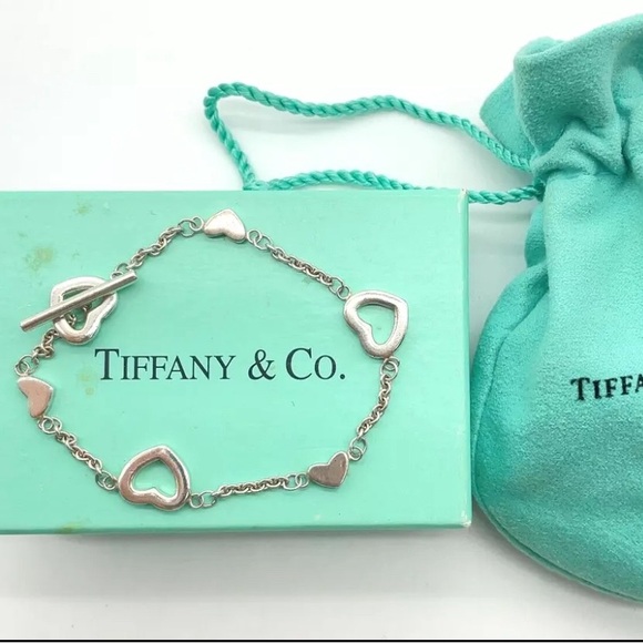 Authentic Tiffany & Co. Tiffany  open heart bracelet silver toggle W/Box - Picture 1 of 7